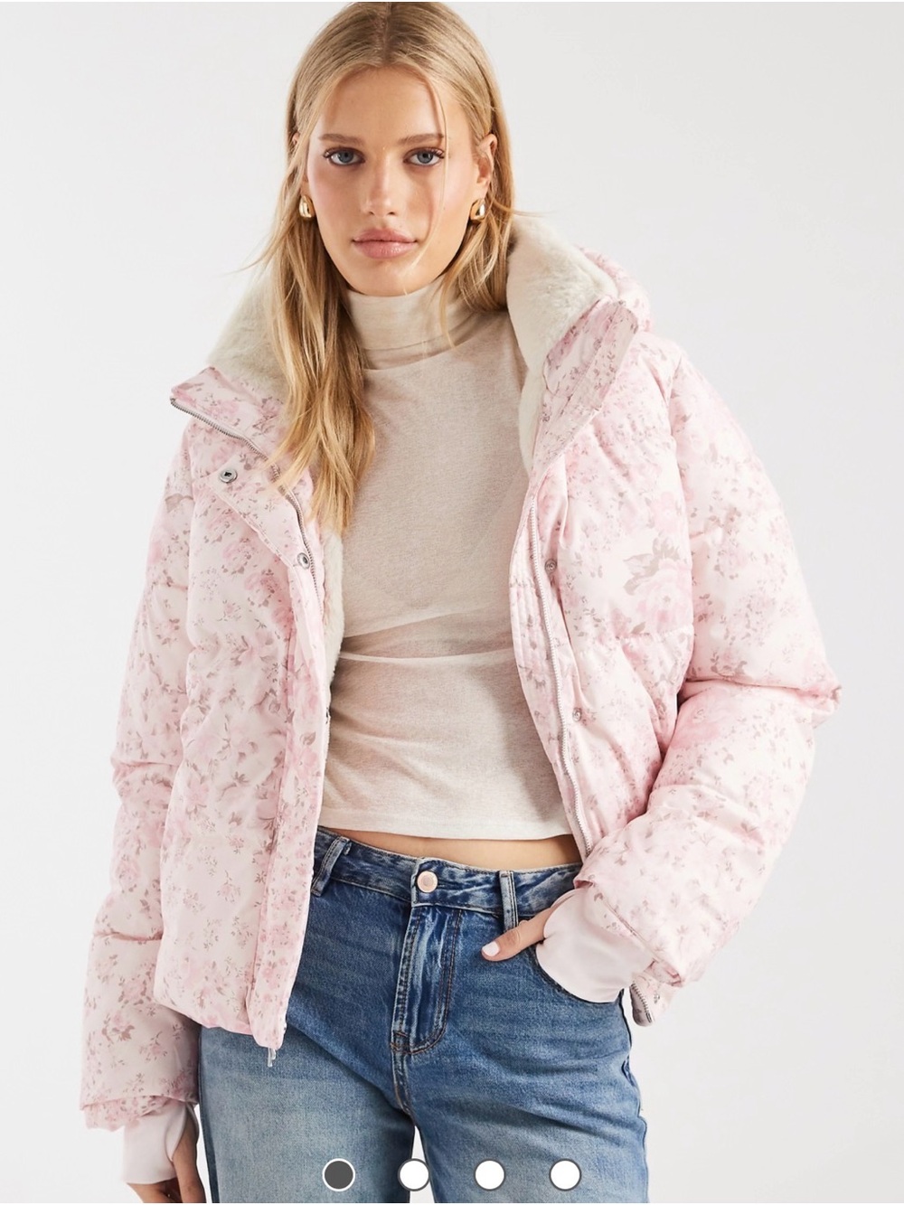 Hollister Women's Pink Floral Puffer Jacket - Soft Faux Fur Trim